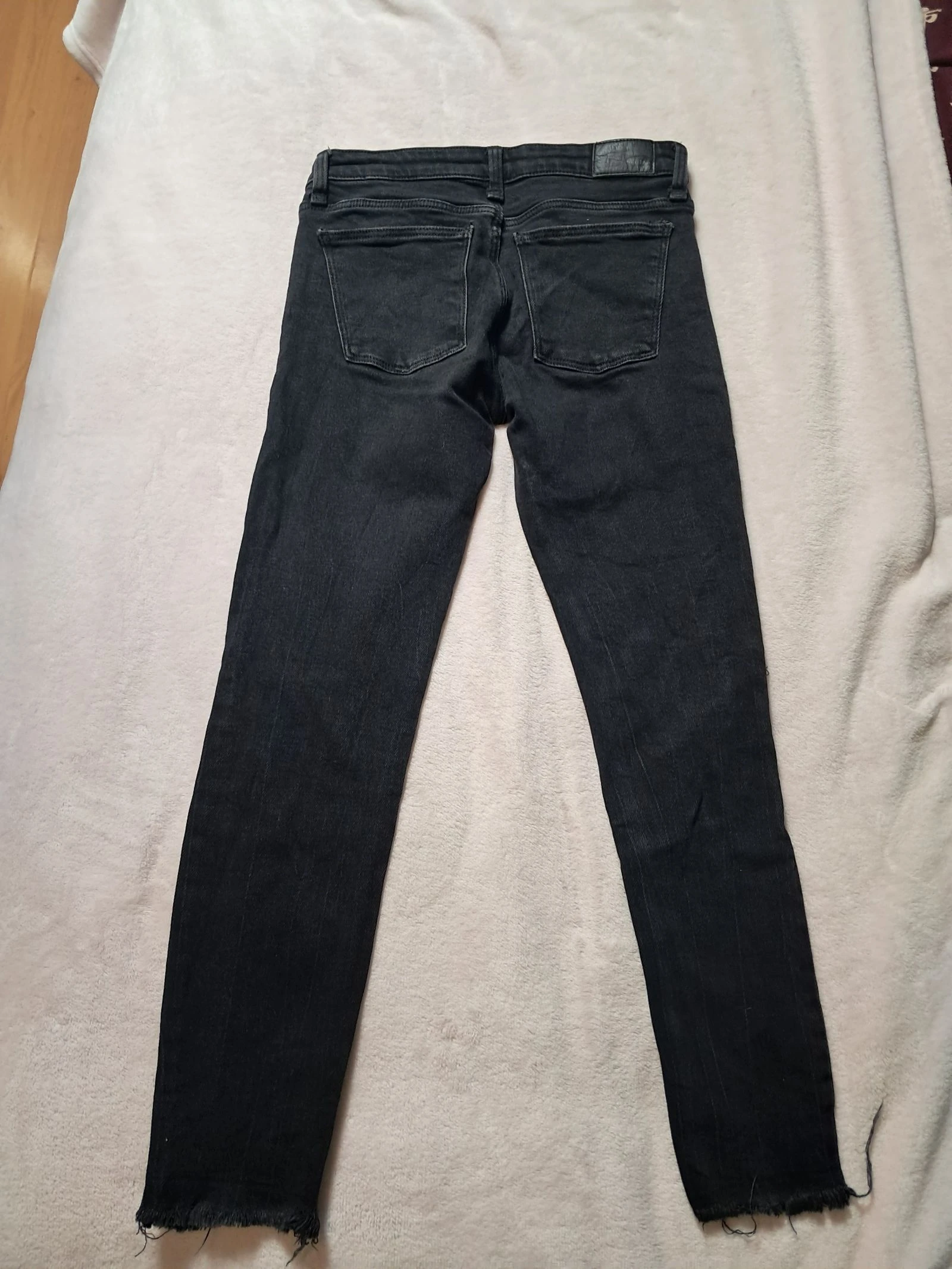 Lot de 4 jeans craqués différentes marques. Taille S – photo 12